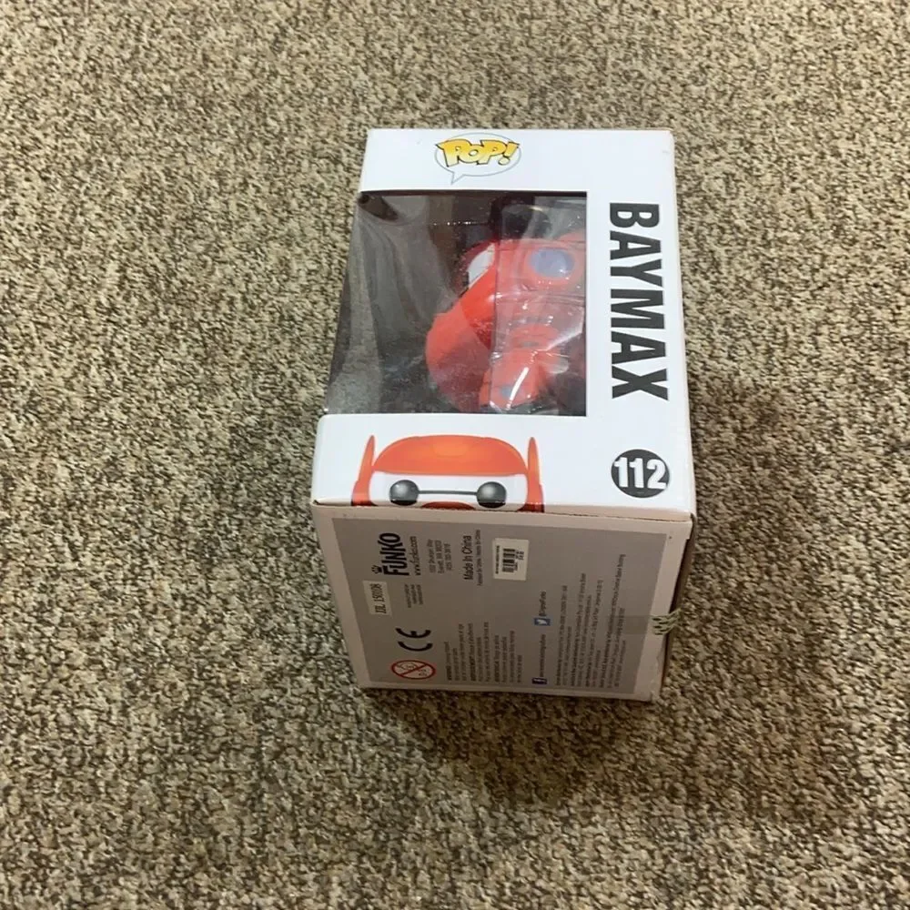 Funko Big Hero 6 Baymax (Supersized)#112 Disney Vinyl Figure - Red Collectable